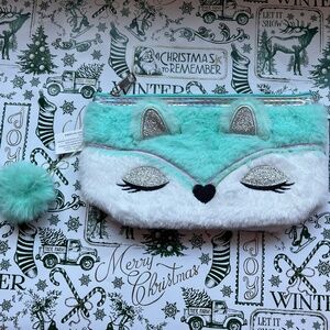 Fuzzy fox cosmetic bag